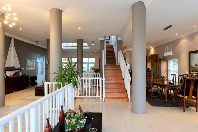 5 Bedroom Property for Sale in Hillcrest Western Cape